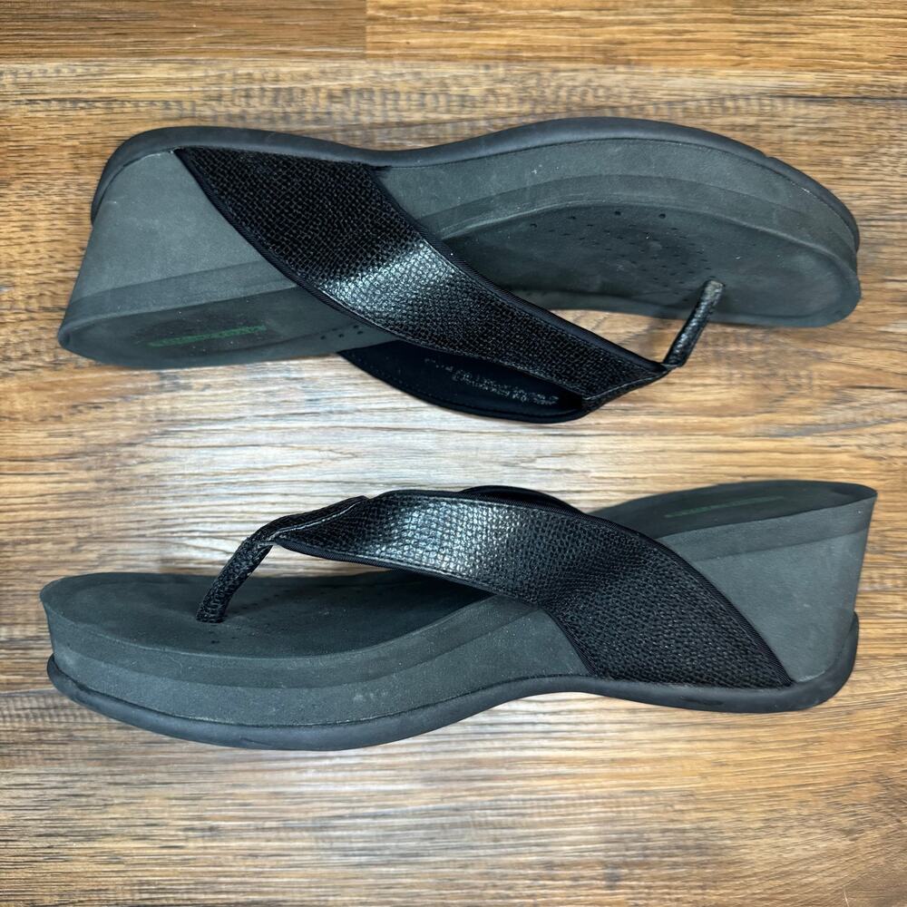 Baretraps Gammie Open Toe Wedge Size 10 Black Flip Flops Thong Sandals Comfort View 3